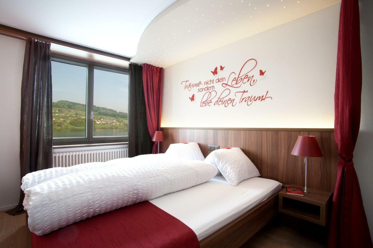 Seehotel Delphin Meisterschwanden Eksteriør billede
